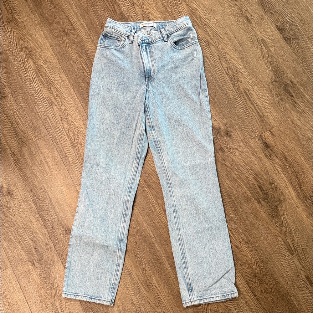 Abercrombie & Fitch Light Wash Straight Leg Jeans